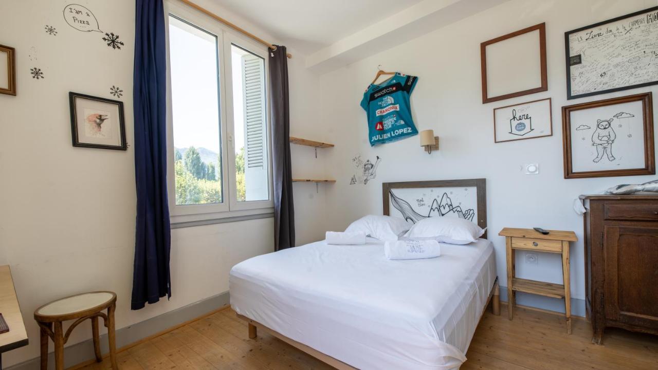 Hotel Mamie Jane Co-Munity Aix-les-Bains Exterior foto
